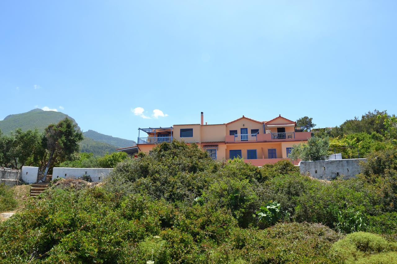 Ocea Retreat Aparthotel Karlovassi Exterior photo